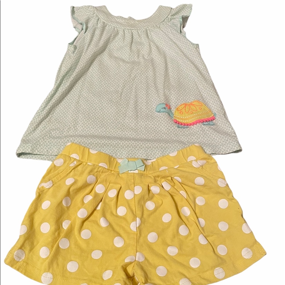 Girls short set (Child of Mine by Carter’s)